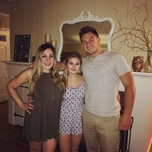 Meet your Posher, Carmine